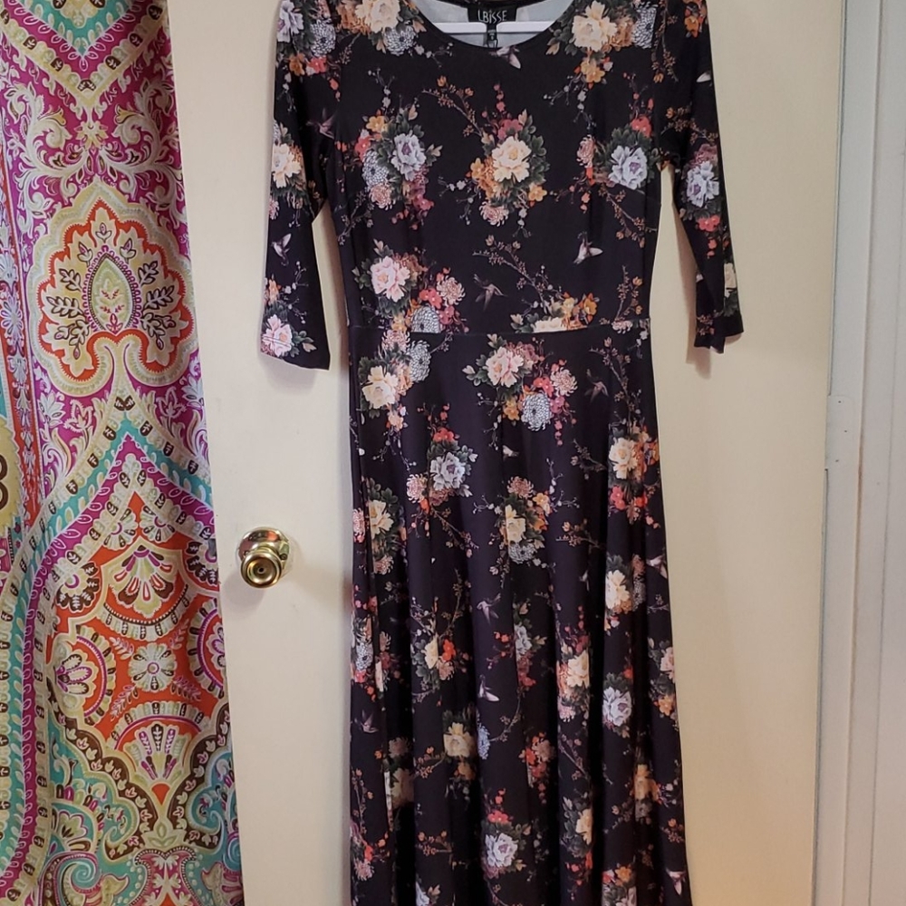 LBISSE midi dress size small